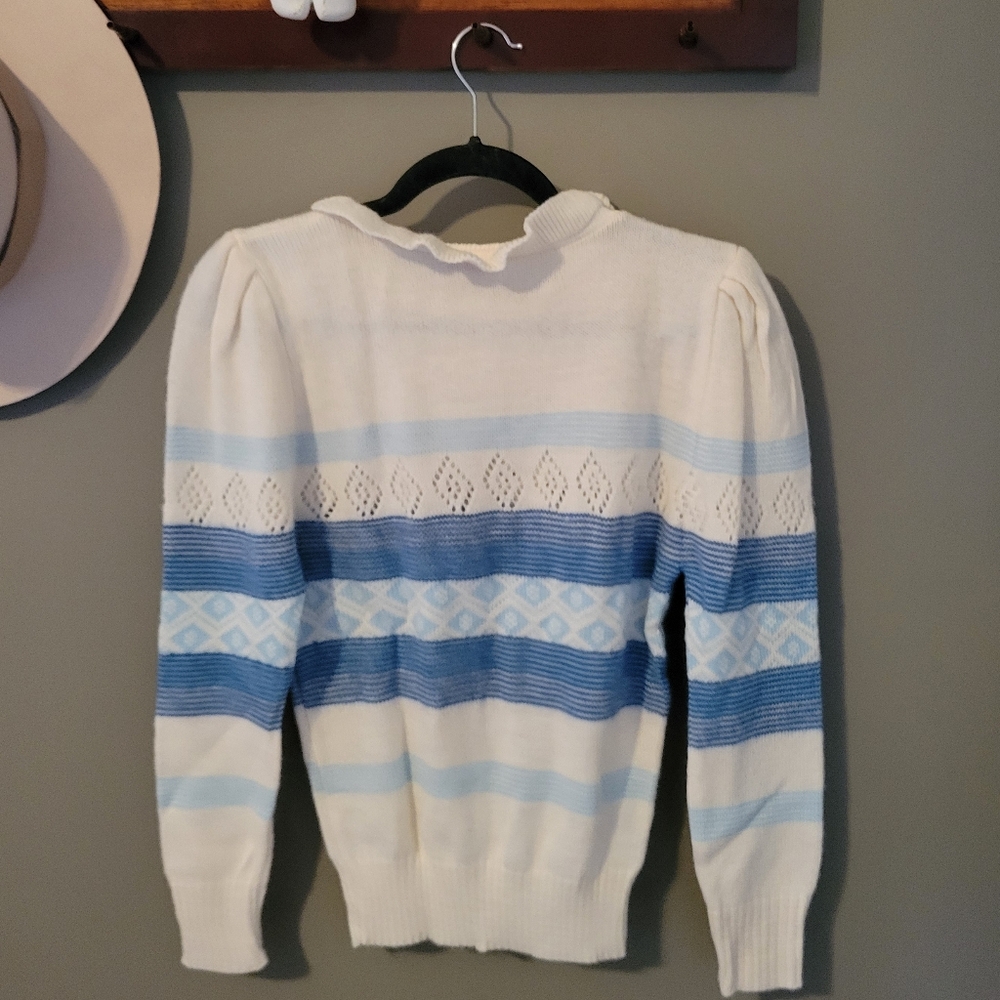 Vintage White & Blue Holiday Knit Sweater | Fair Isle Nordic Christmas Sweater | - Picture 4 of 9